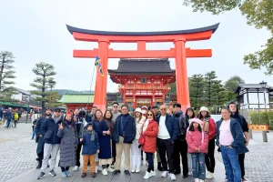 Ảnh đoàn khách Tour Nhật Bản - Fushimi Inari-taisha Kyoto