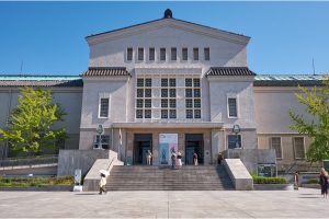 Bảo Tàng Mỹ Thuật Osaka - Kho Tàng Nghệ Thuật Châu Á Và Nhật Bản