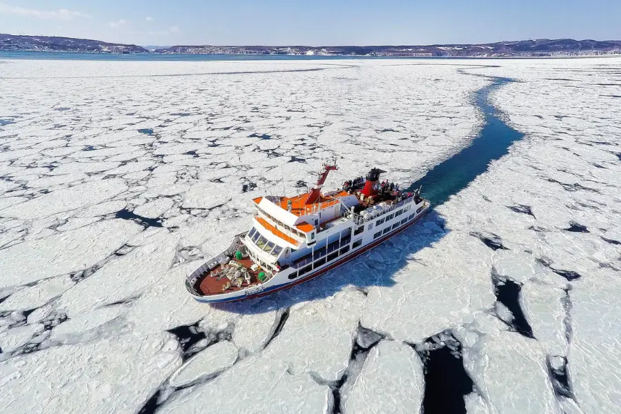 Du thuyền khám phá băng trôi Hokkaido Nhật Bản Du lịch Nhật Bản - Du thuyền khám phá băng trôi Hokkaido