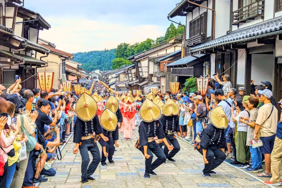 Owara Kaze no Bon – Lễ hội gió tại Toyama