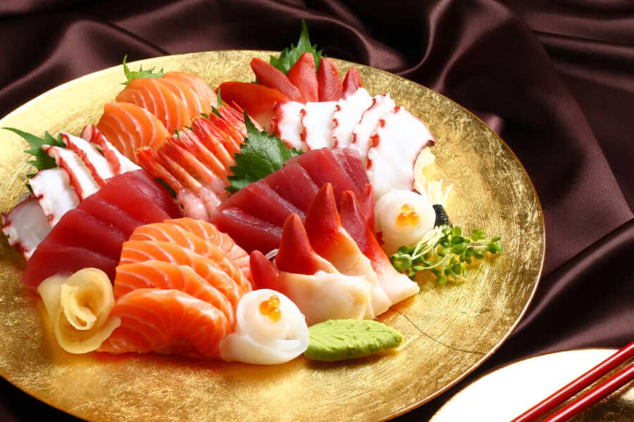 Sashimi Là Gì? Cách Ăn Chuẩn Người Nhật & Phân Biệt Sashimi với Sushi