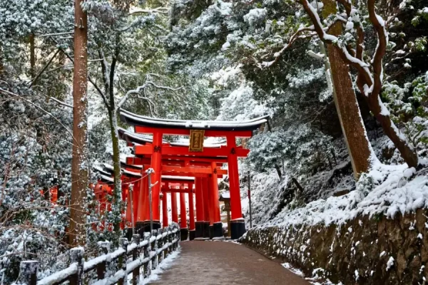 Tour du lịch Nhật Bản - Đền thờ Fushimi Inari Taisha