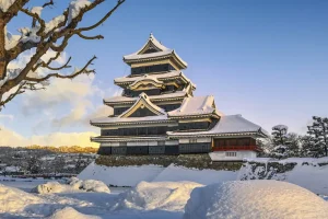 Tour du lịch Nhật Bản - Lâu đài Matsumoto hay còn được gọi là lâu đài Quạ