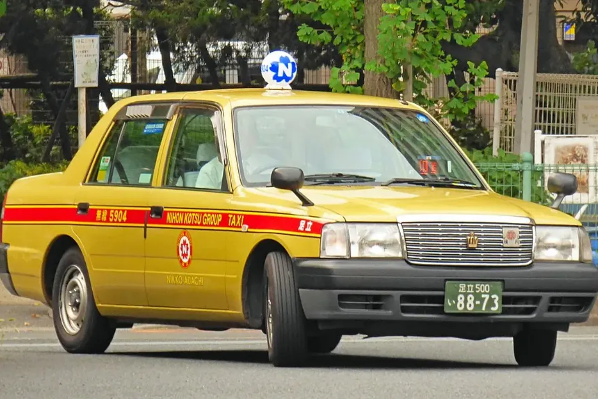 sử dụng taxi tại Nhật Bản