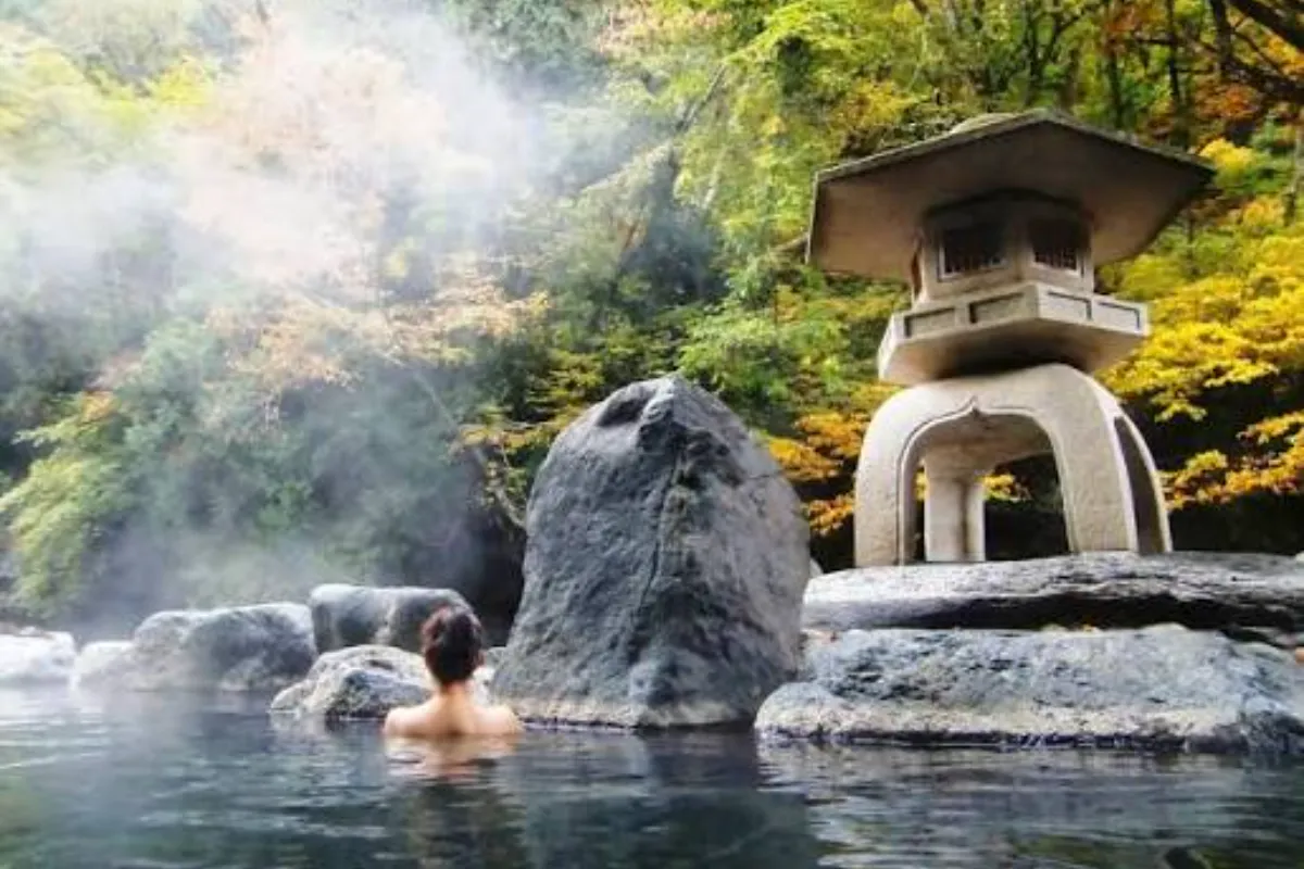 tắm onsen nhật bản